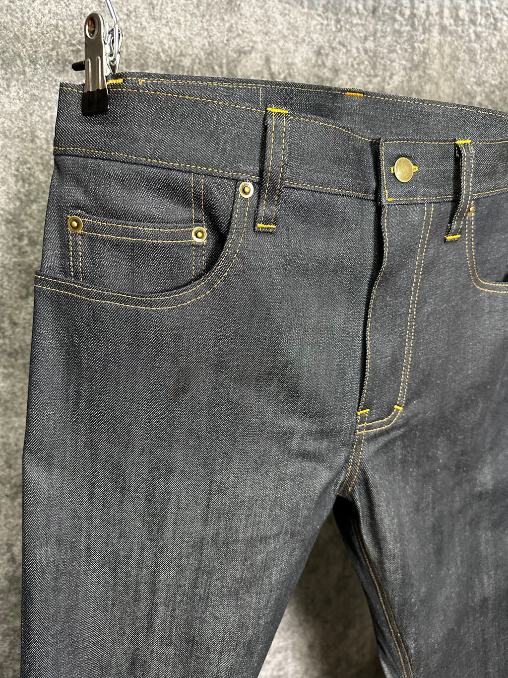 14oz Classic Indigo Jeans 32 x 34