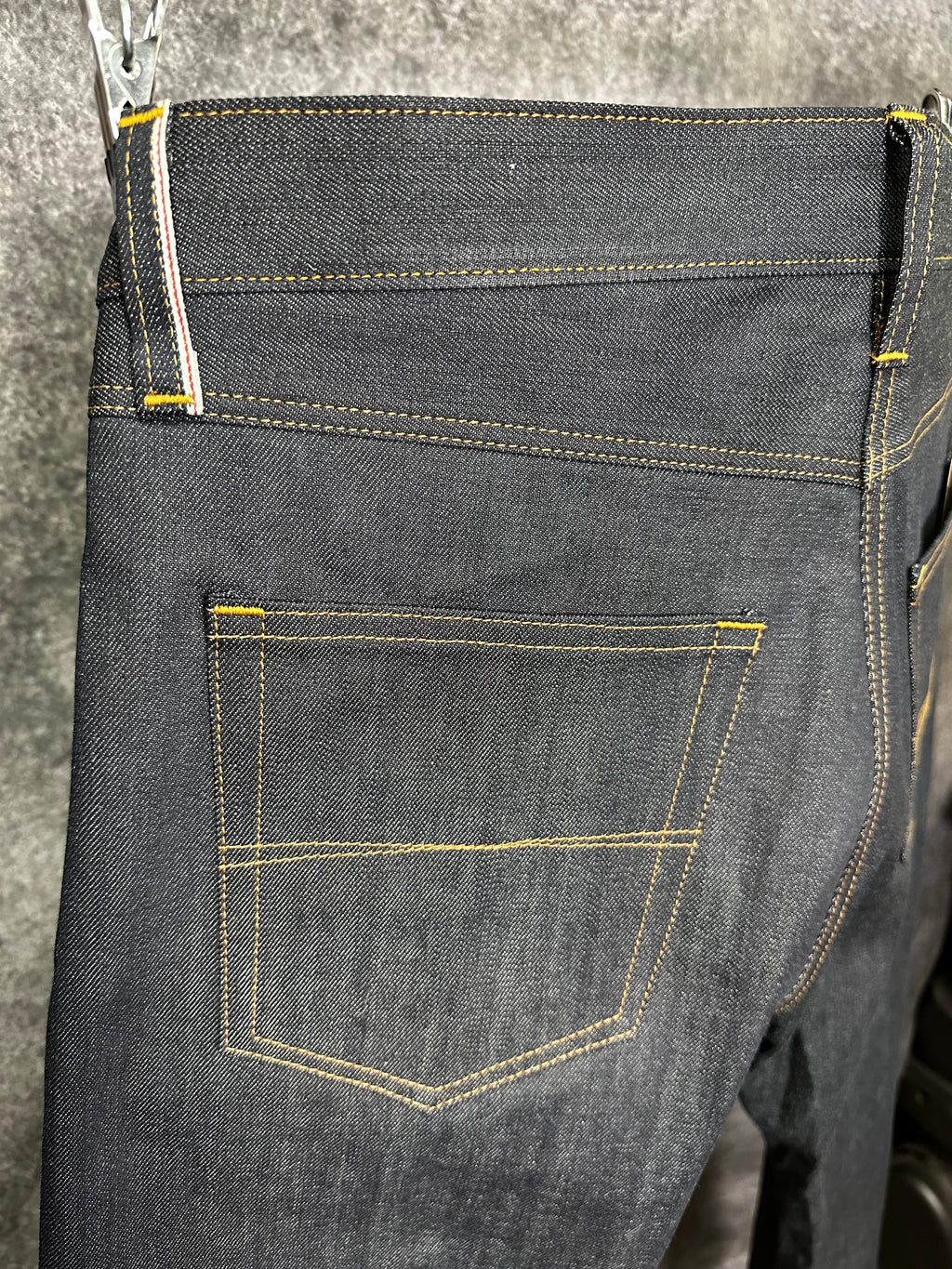14oz Classic Indigo Jeans 32 x 34