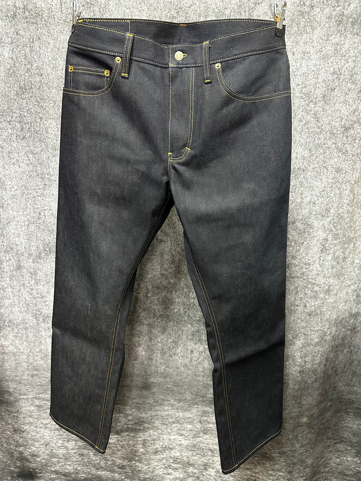 12oz Dark Indigo Brown Weft Selvedge 34 x 30