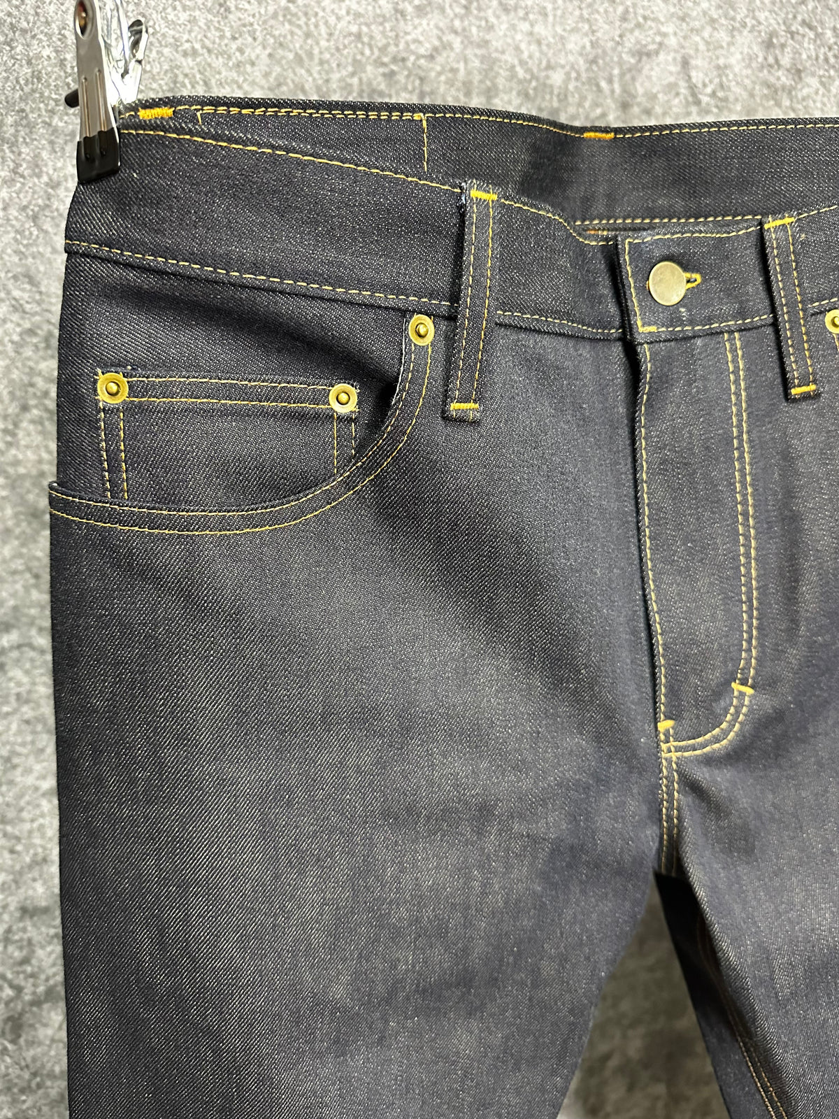12oz Dark Indigo Brown Weft Selvedge 34 x 30