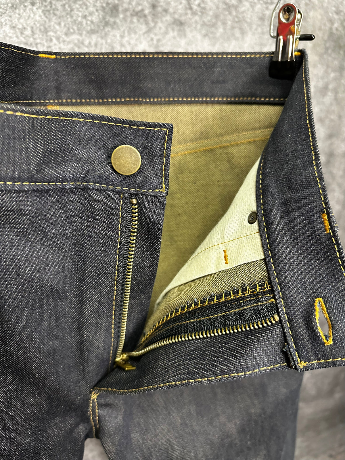 12oz Dark Indigo Brown Weft Selvedge 34 x 30