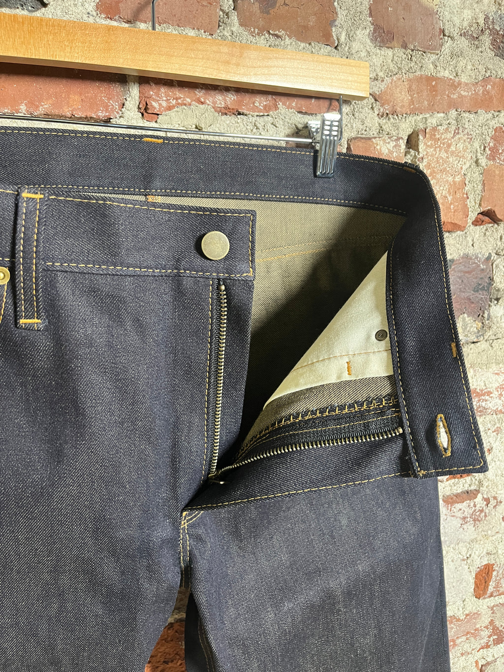 12oz Dark Indigo Brown Weft Selvedge 34 x 32