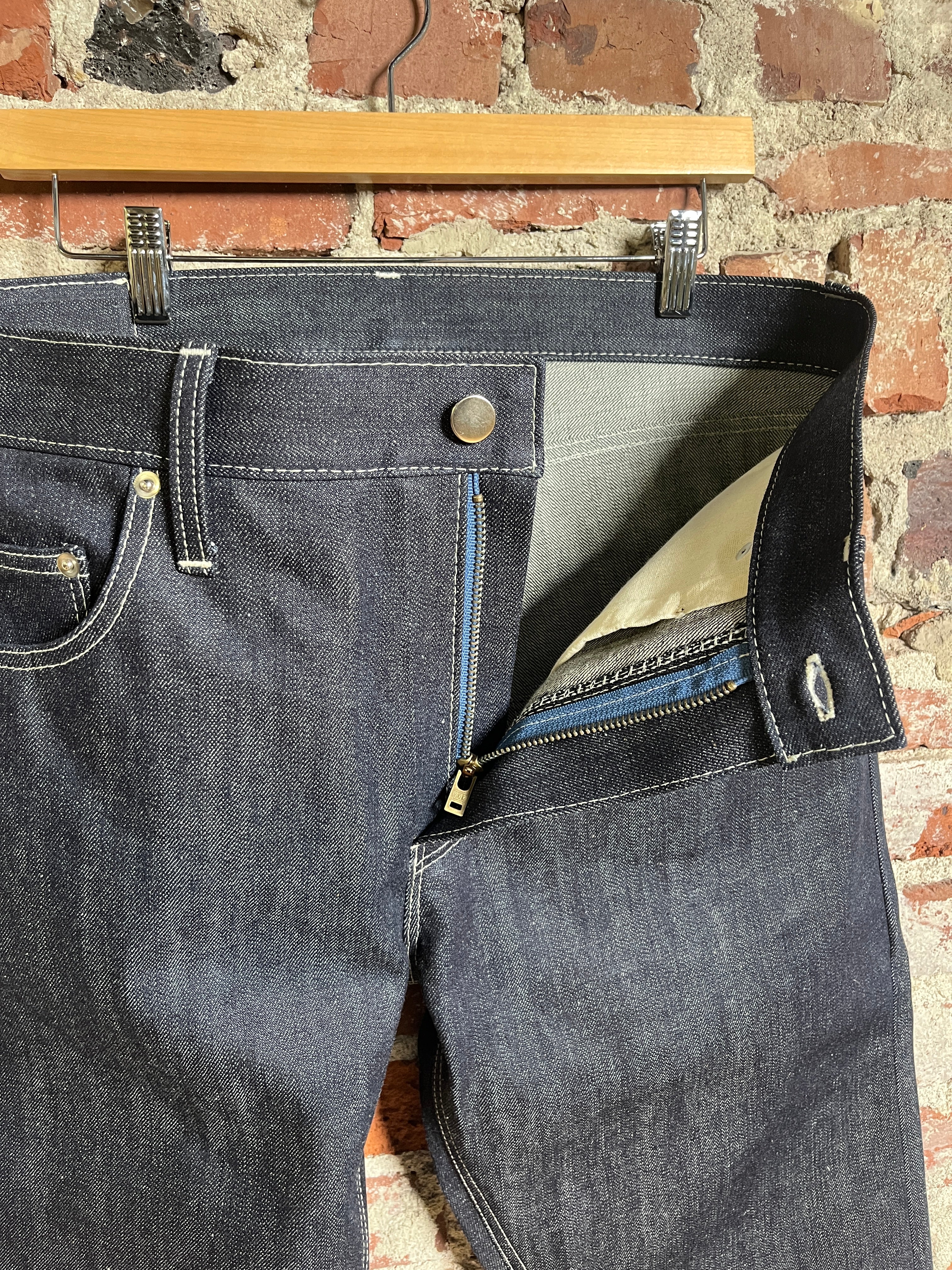 14oz Indigo White Weft Selvedge Denim 34 x 32